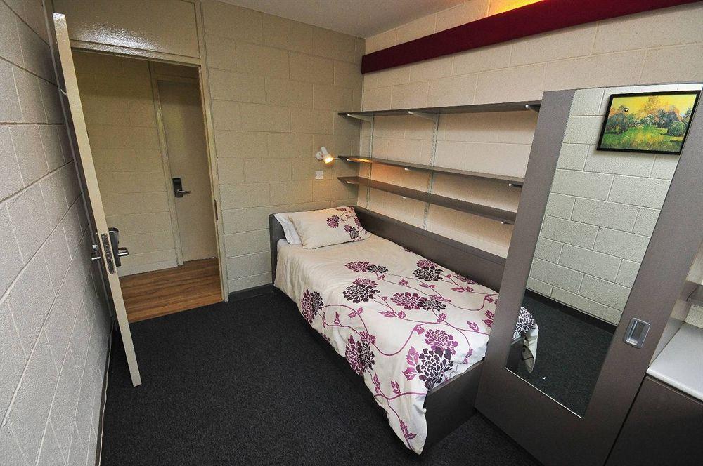 Corrib Village Rooms University Of Galway Exterior photo