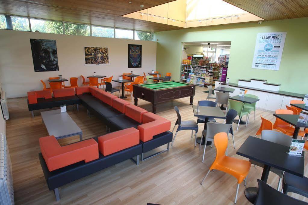 Corrib Village Rooms University Of Galway Exterior photo